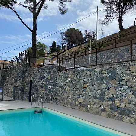 Luxury Blue Paradise אלסיו